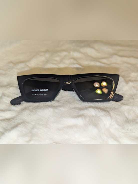Elizabeth and James Dark Blue Acetate Cat-Eye Sunglasses - NWOT